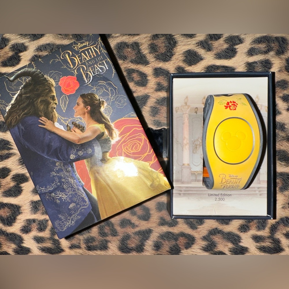 Disney Beauty and the Best Magic Band limited edition yelllow